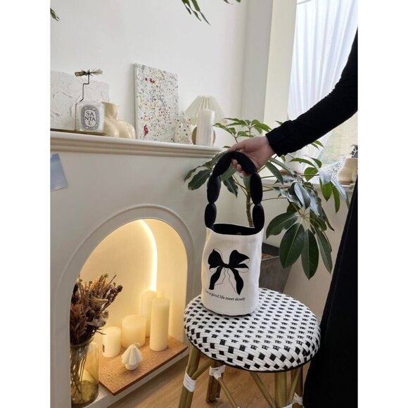 Handmade Small unique Fashion bow-knot Bucket cloth Bag for Women - Picture 5 of 9